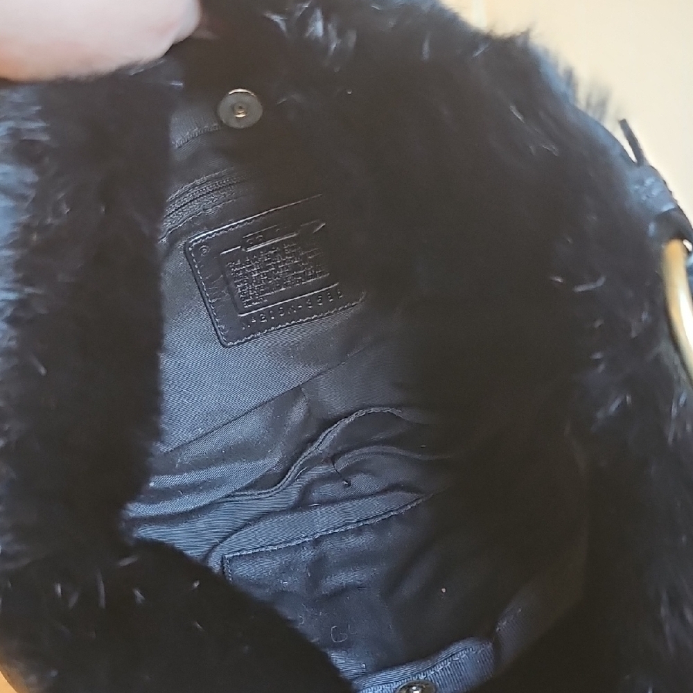 Coach 2005 Vintage Soho Rabbit FUR Hobo Bag EUC - Picture 9 of 10